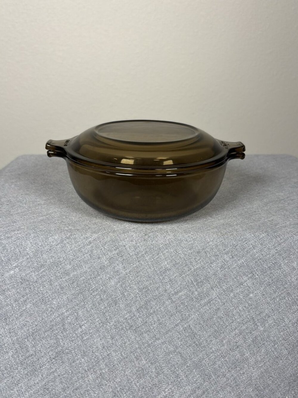 Pyrex Amber Glass Round Casserole Baking Dish with Lid #023 1.5L
